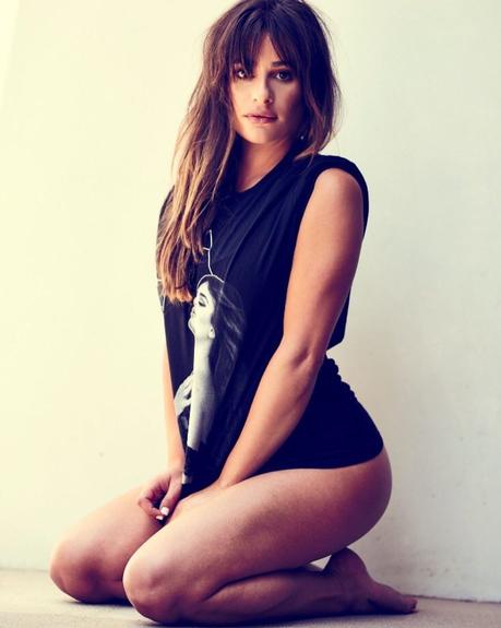 SEXY : Lea Michele’s new merchandise