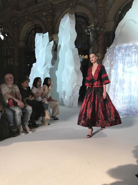 (Mode) PFW Haute-Couture Automne-Hiver 17-18 : Laurence Xu, le pari de l’excellence du Made in China