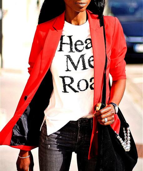 blazer-rouge-t-shirt-imprime