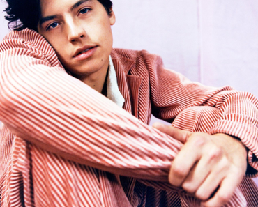 STYLE : Cole Sprouse covers ASOS mag
