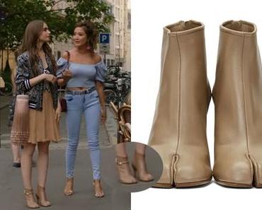 EMILY IN PARIS : EMILY’s leather boots in S1E02