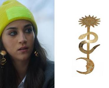 ÉLITE : Rebeka’s sun-serpent-moon earrings in S5E01