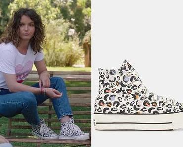 ICI TOUT COMMENCE : les baskets multicolores de Kelly dans l’épisode 443