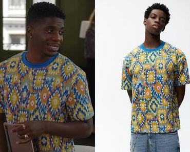 EMILY IN PARIS : Julien’s abstract jacquard t-shirt in S3E01