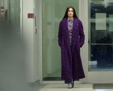 KALEIDOSCOPE : Ava’s purple coat in the violet episode